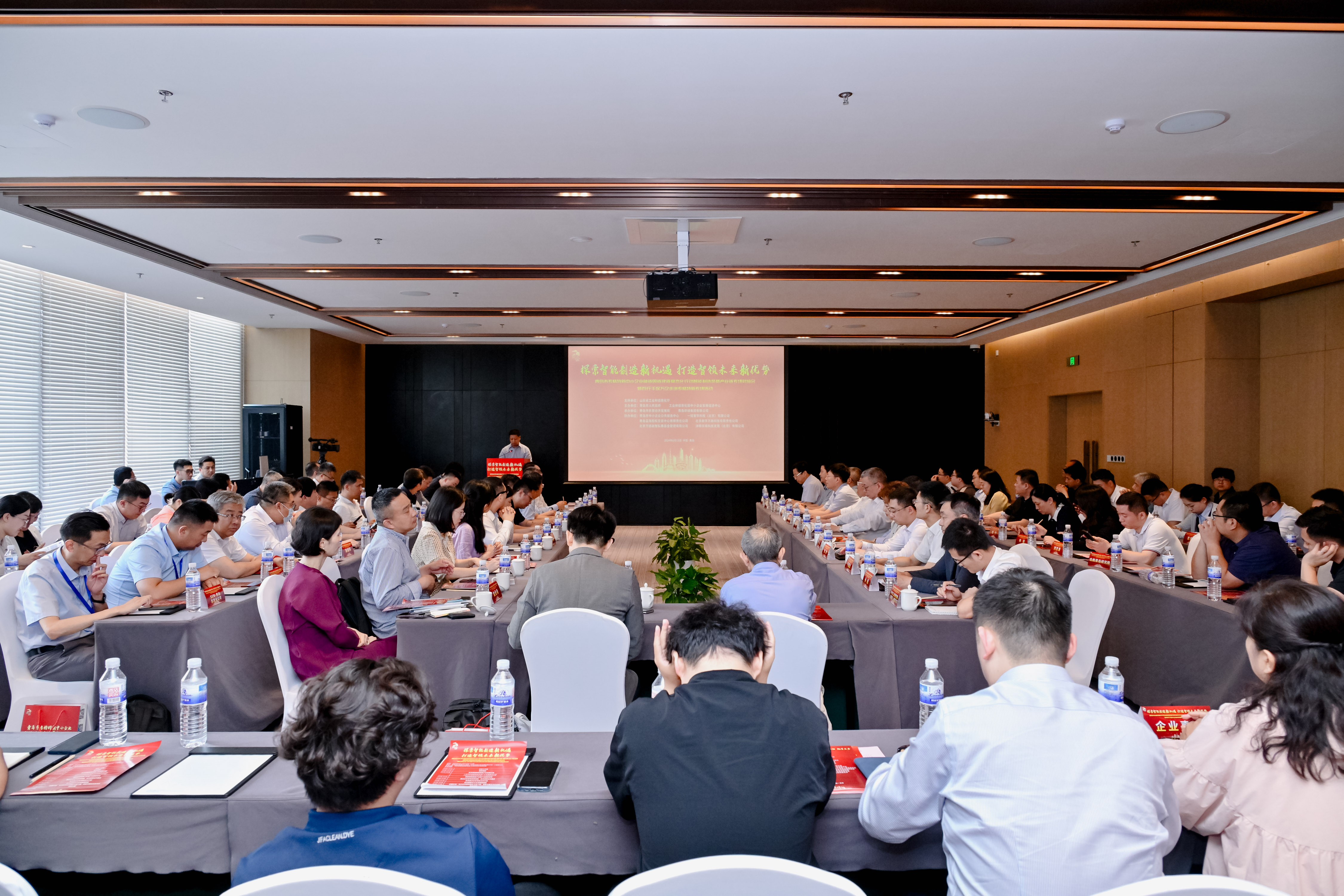 下一代新型显示技术风起云涌 中国产业链加速突围进化