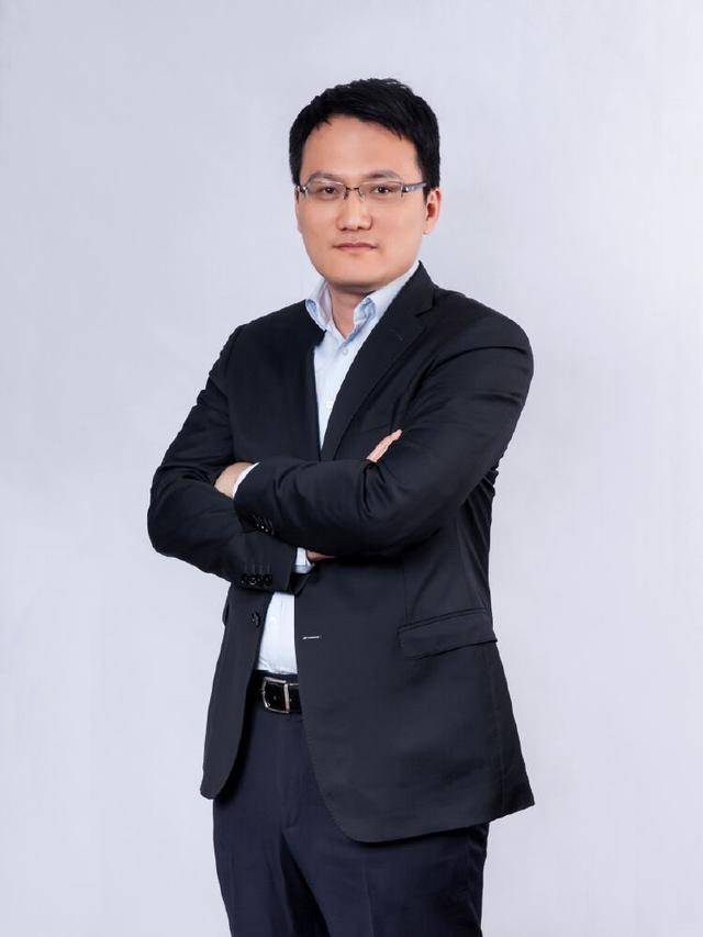兴证全球基金邓娟:债市震荡阶段 牢牢把握投资主动性