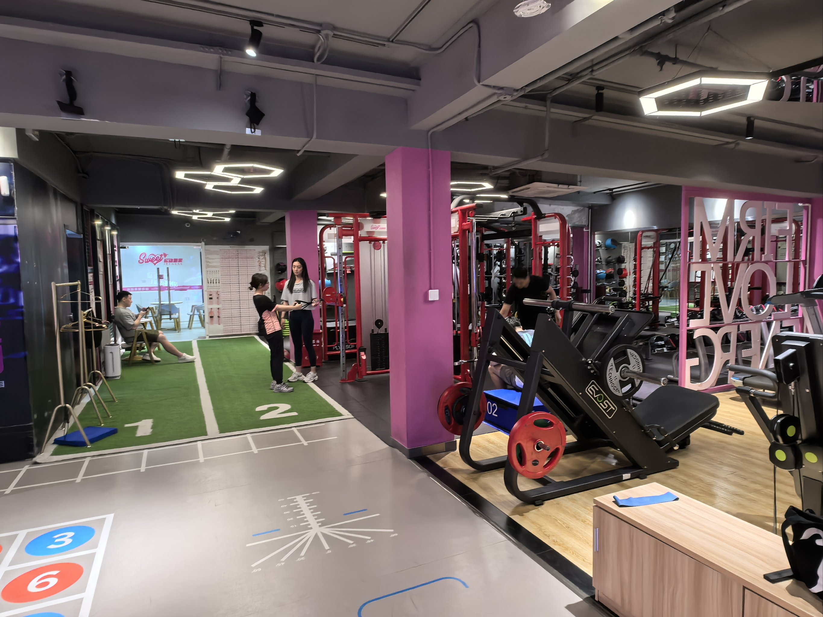 我国科研人员揭示突破锂氧气电池容量瓶颈的关键因素