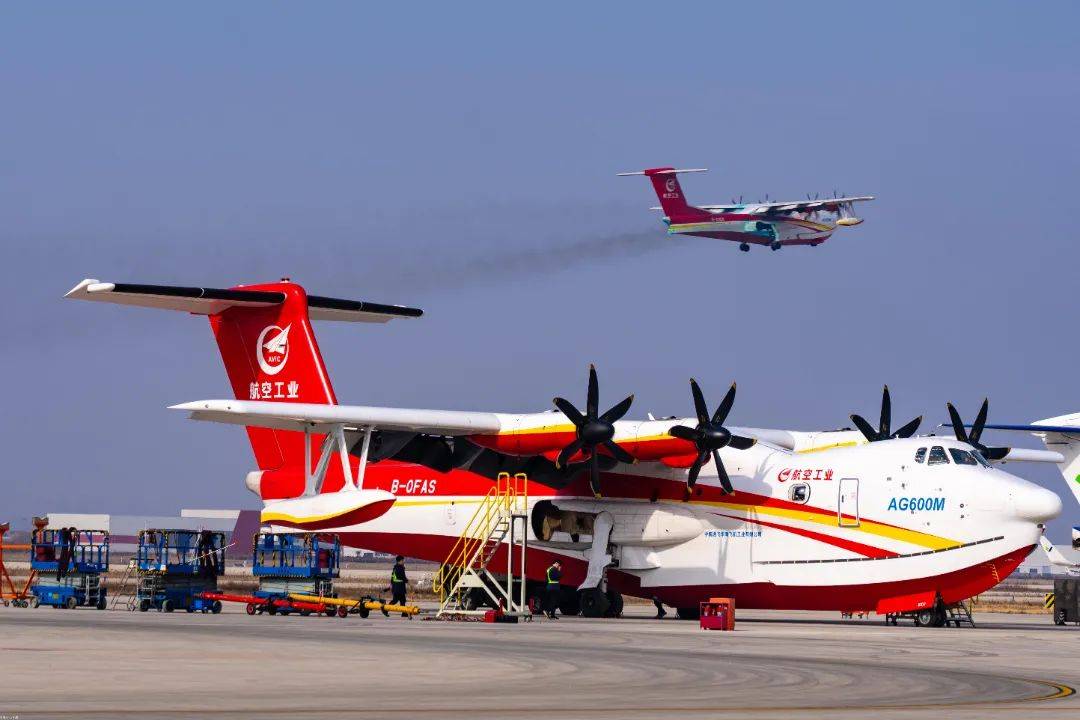 “鲲龙”AG600在高高原机场完成测试飞行