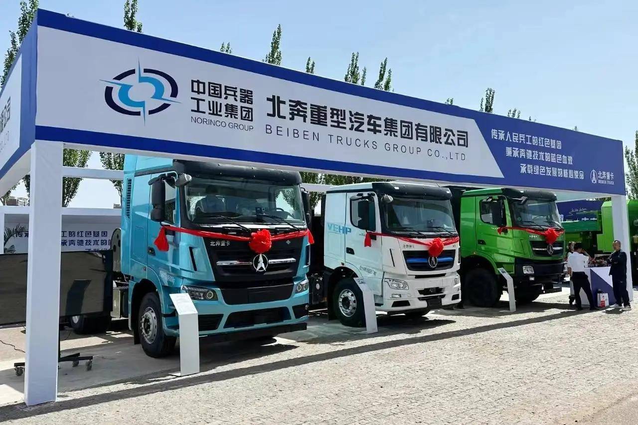 湖北省委书记王忠林会见中国兵器工业集团董事长周治平