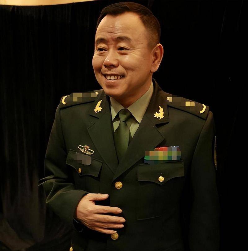 首度“亮剑”！《广告法》精准打击AI伪造名人带货案