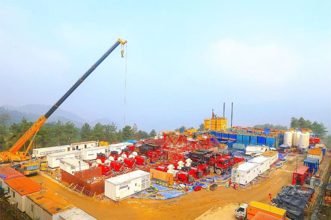 石化机械获得发明专利授权：“一种压裂工程数据监测方法”