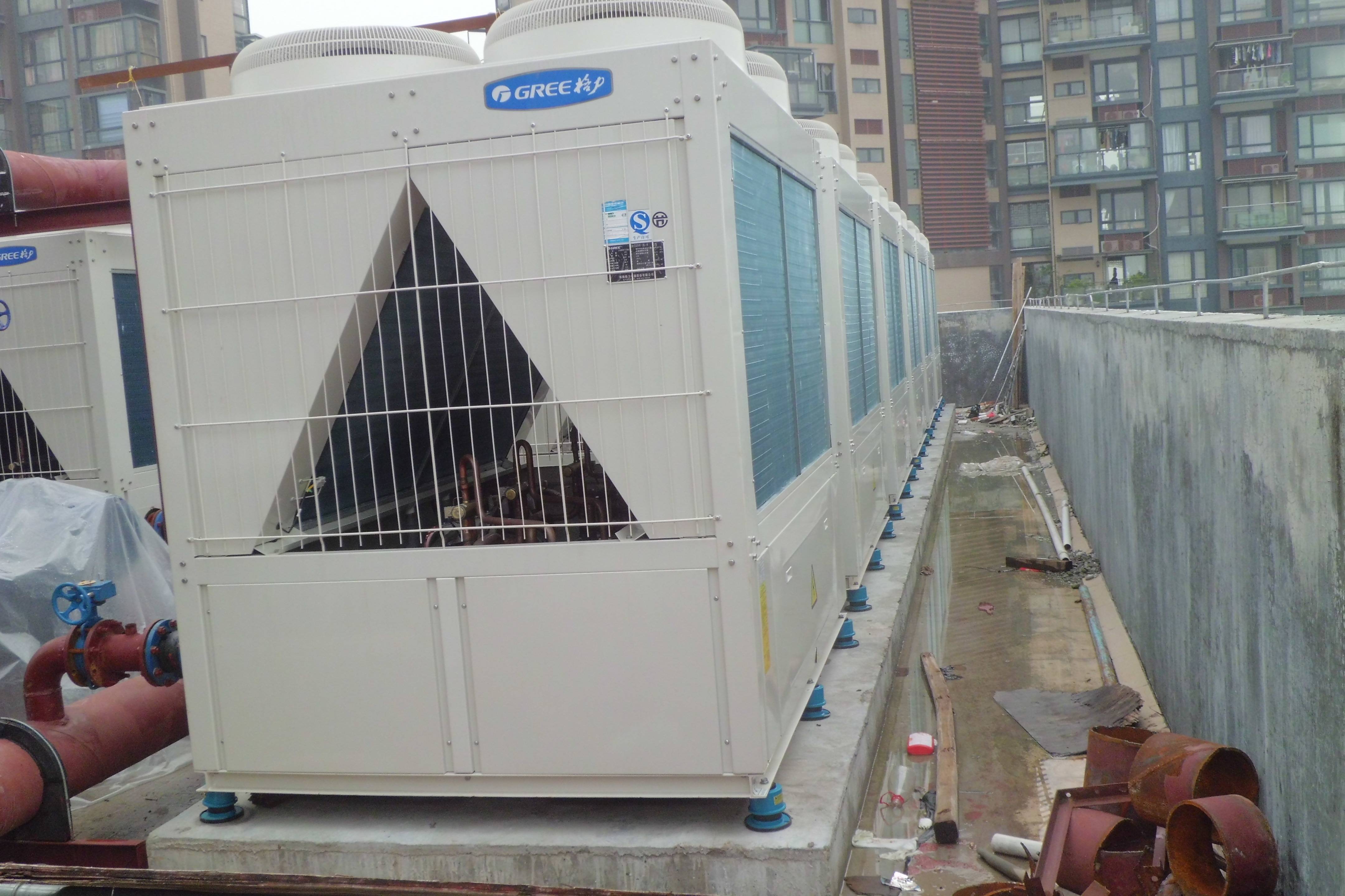 格力电器获得发明专利授权：“晃动阻尼器、立式电器及其工作方法”