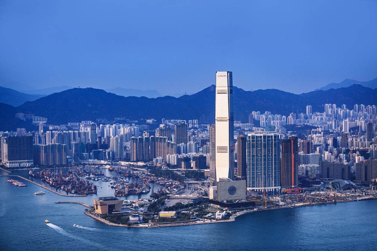 香港证监会主席黄天�v:IPO不是企业发展终点而是全球化布局的新起点