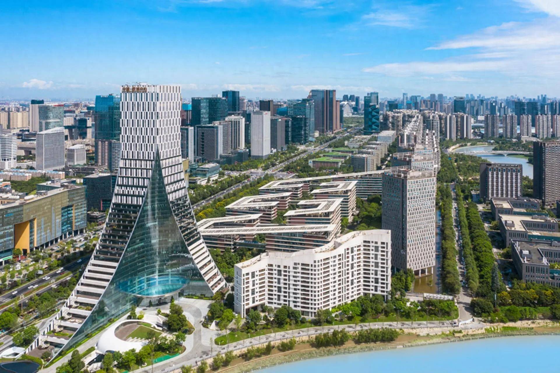 震有科技在成都新设子公司 含互联网安全服务业务