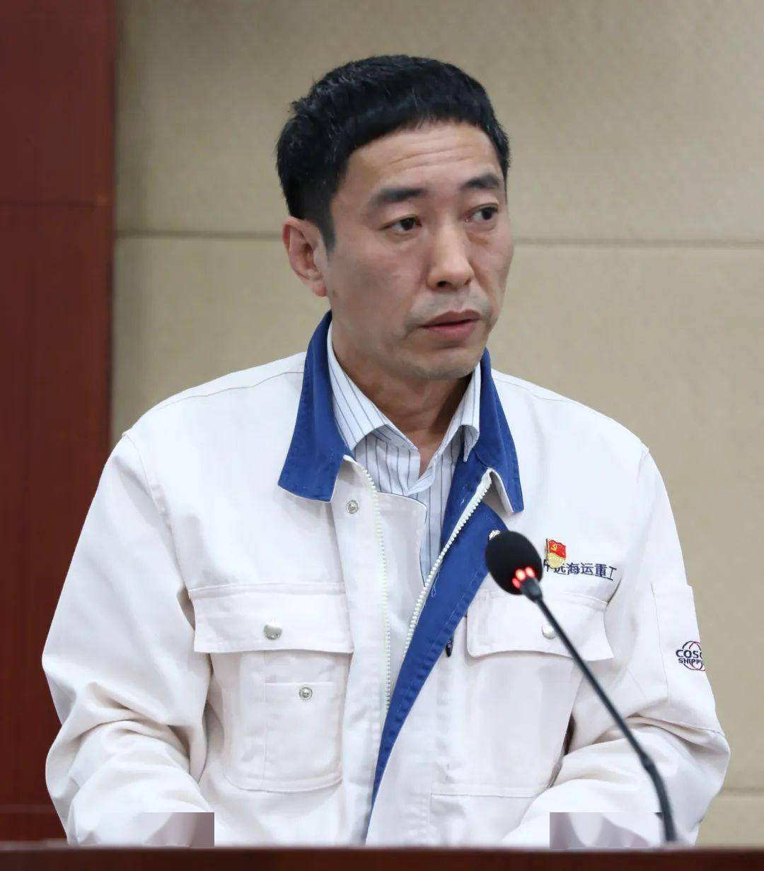 大连重工获得发明专利授权：“一种料斗自动换向装置及取料机构”